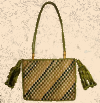 G-VY034 Purse embroidered in wool and ribbon